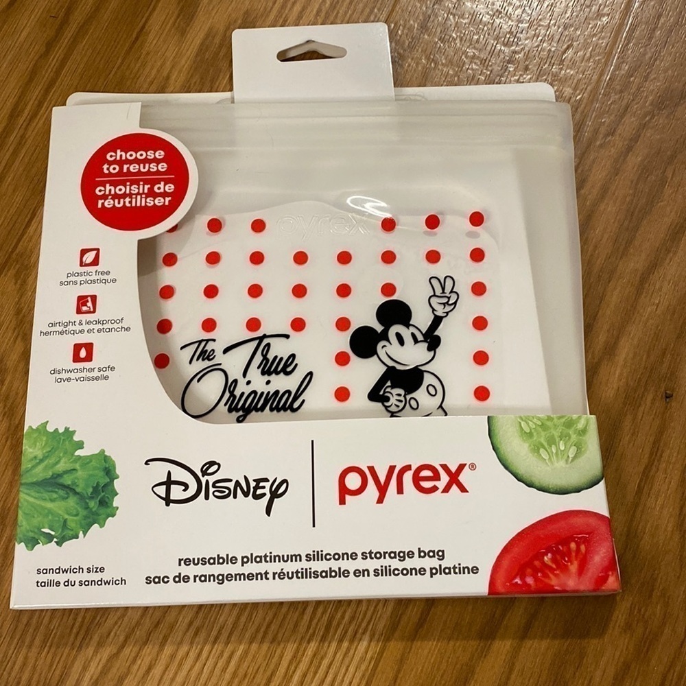 Pyrex Disney Mickey Mouse Reusable Platinum Silicone Storage Bag - Sandwich Size